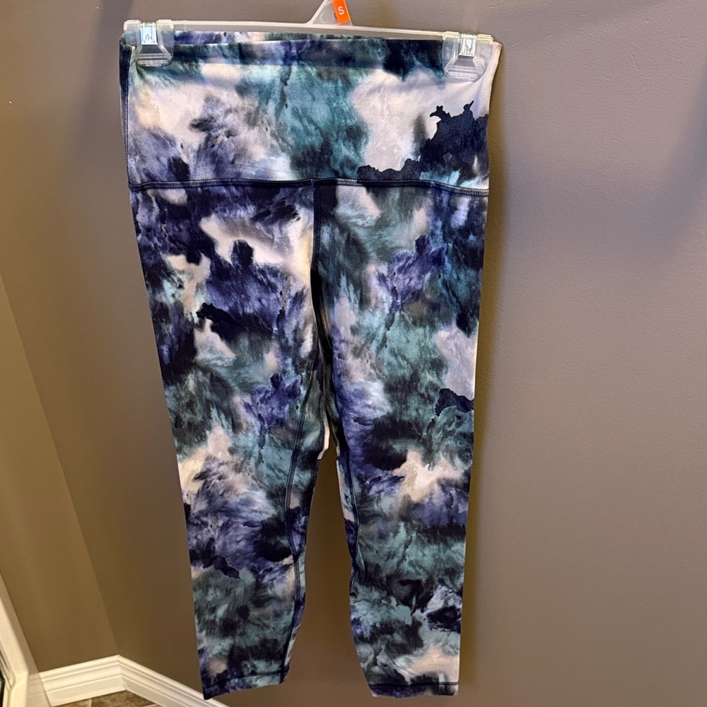 Lululemon Align 23” Multicoloured- Sz 6